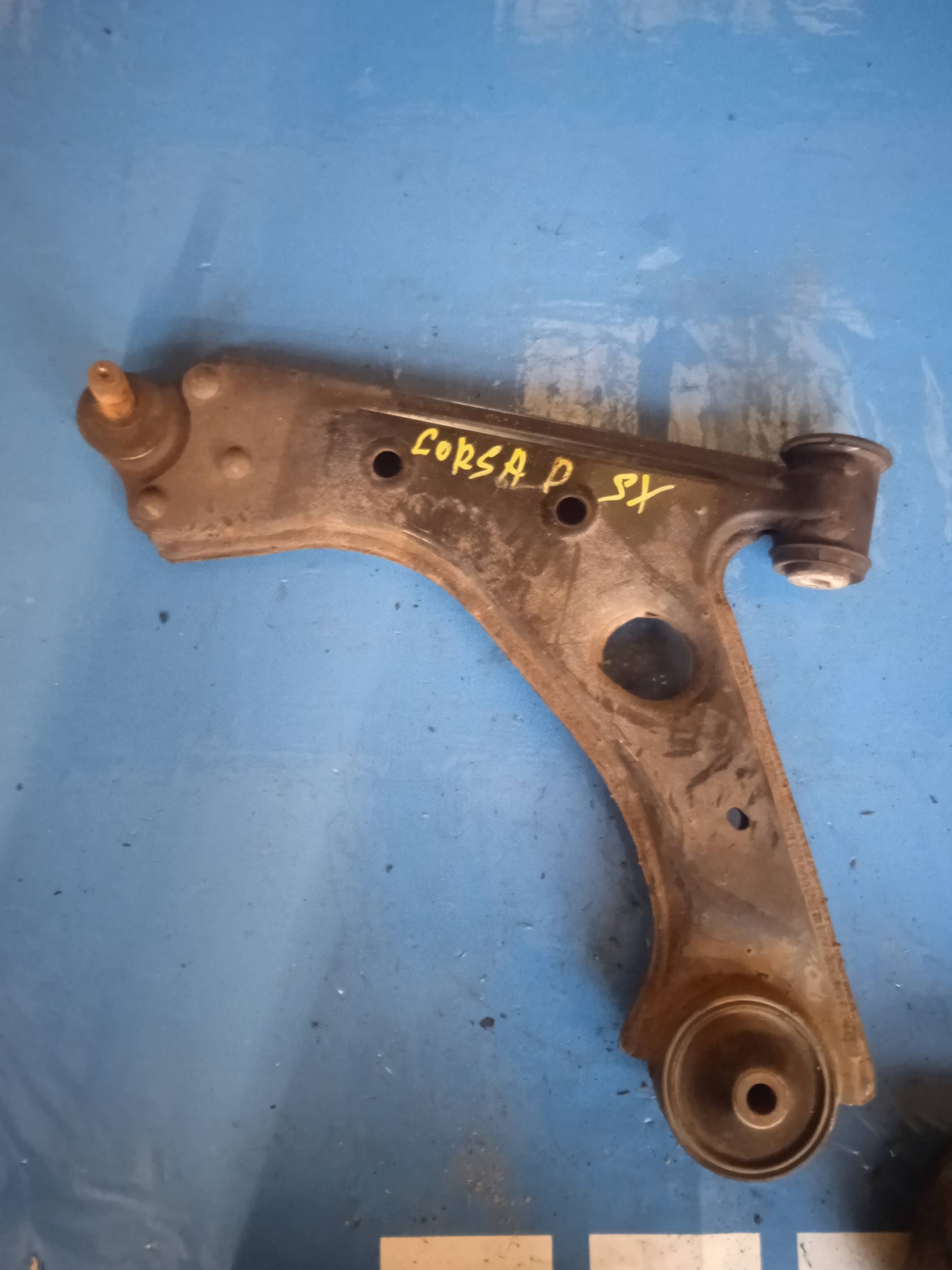 Braccio oscillante sosp. ant. sx.